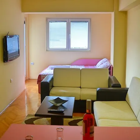 Apartment George * אוהריד